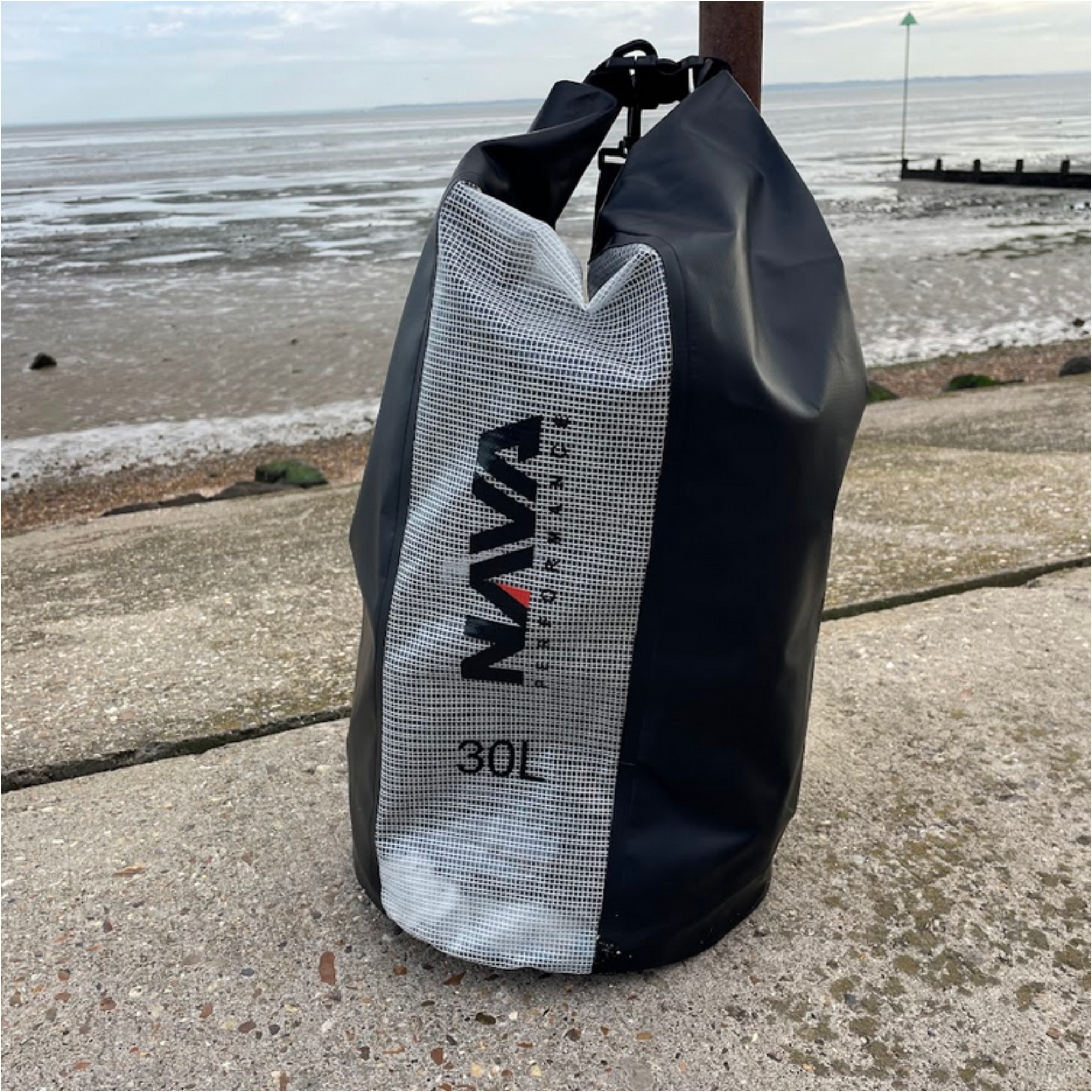 2025 Nava Performance 30L Drybag With Backpack Straps NAVA004 - Black